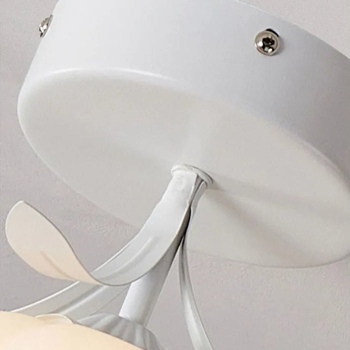 Eenvoudige Tiffany Plafondlamp Met Minibloemen