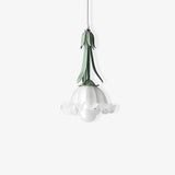 Glazen Hanglamp In De Vorm Van Een Bloem