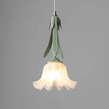 Glazen Hanglamp In De Vorm Van Een Bloem