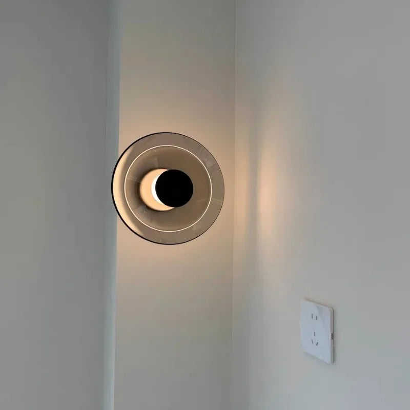 Nordic AuraGlass – Moderne Glazen LED Wandlamp