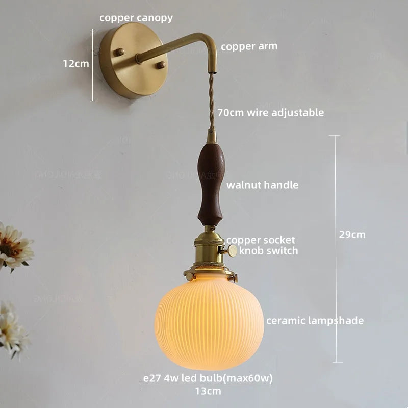 Nordic LED Wandlamp Keramiek & Koper met Walnoot Handvat