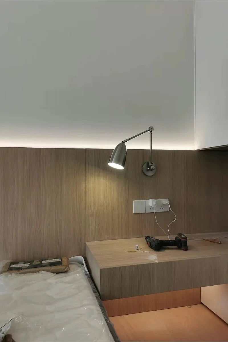 Nordic LED Wandlamp met Lange Arm – Minimalistische Bedlamp Loft