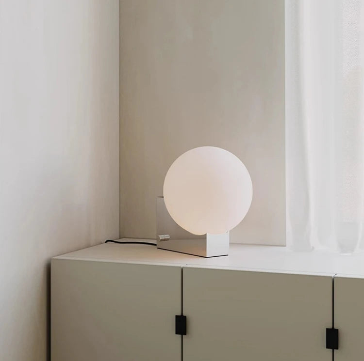 Deense Tafellamp LED Glas Bol RVS Basis Voor Slaapkamer