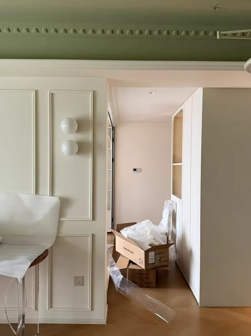 LumoSphere Witte Glasbol LED Wandlamp