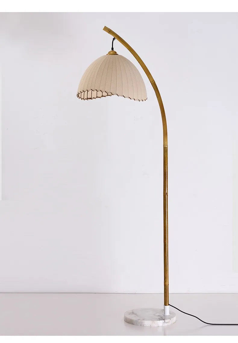 Wabi-Sabi LED Vloerlamp – Scandinavisch Minimalisme & Japans Design voor een Rustgevende Sfeer