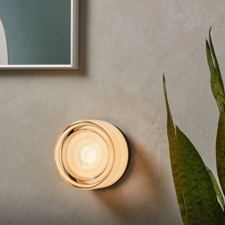 Nordic LED Wandlamp Amber Acryl – Moderne Slaapkamer & Woonkamer