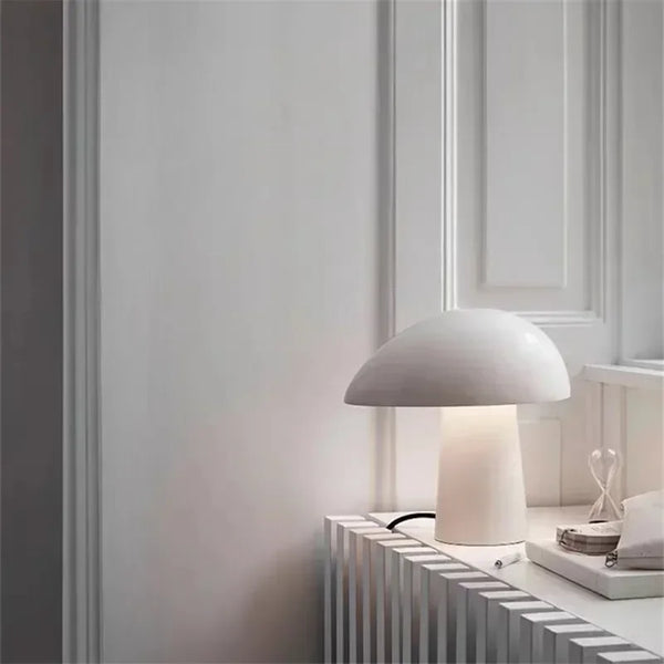 Nordic Tafellamp Klein – Glas & IJzer – LED Bedlampje Touch Switch