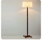 Vintage Wabi Sabi Houten Vloerlamp LED – Stoffen Kap voor Woonkamer