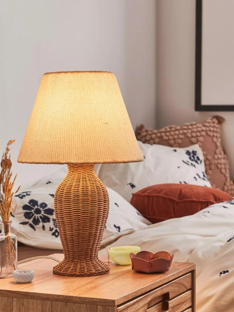 Japanse Rotan Tafellamp met Stoffen Kap – LED Bedlampje E27