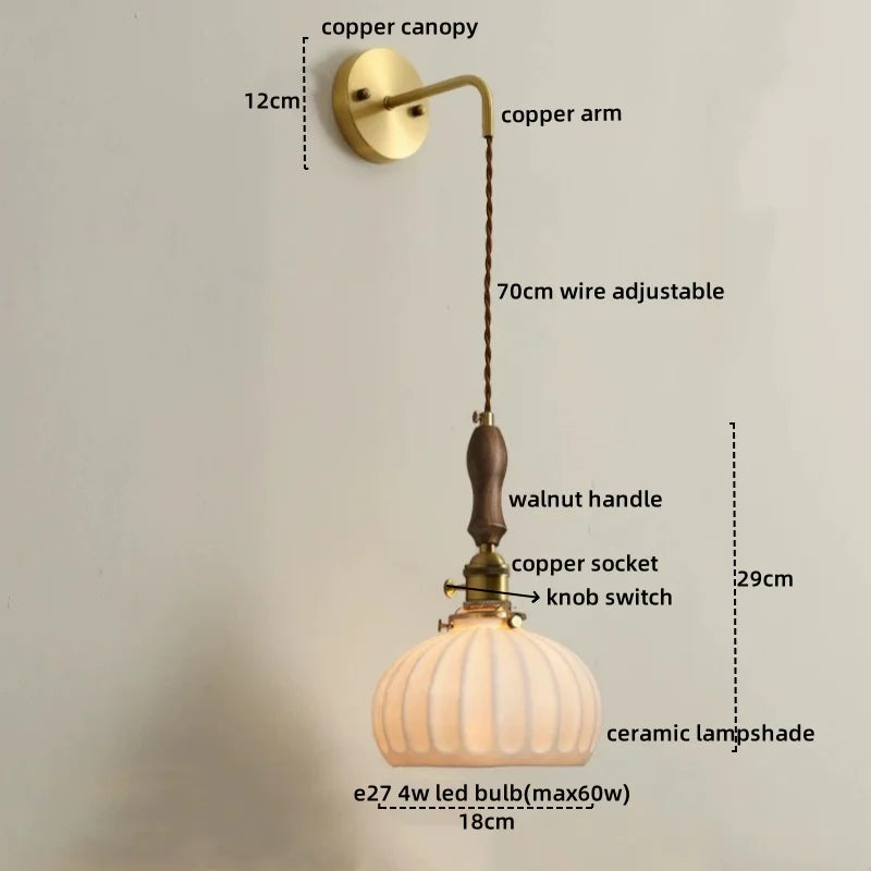 Nordic LED Wandlamp Keramiek & Koper met Walnoot Handvat