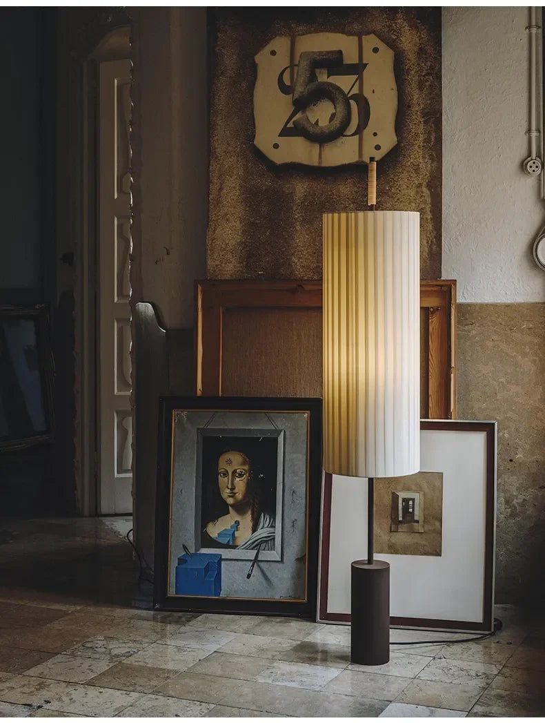 Wabi-Sabi Vloerlamp – Japanse LED Staande Lamp met Stoffen Kap