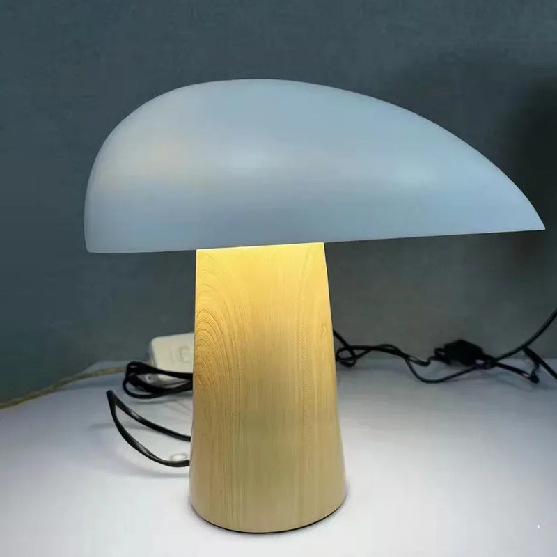 Nordic Tafellamp Klein – Glas & IJzer – LED Bedlampje Touch Switch