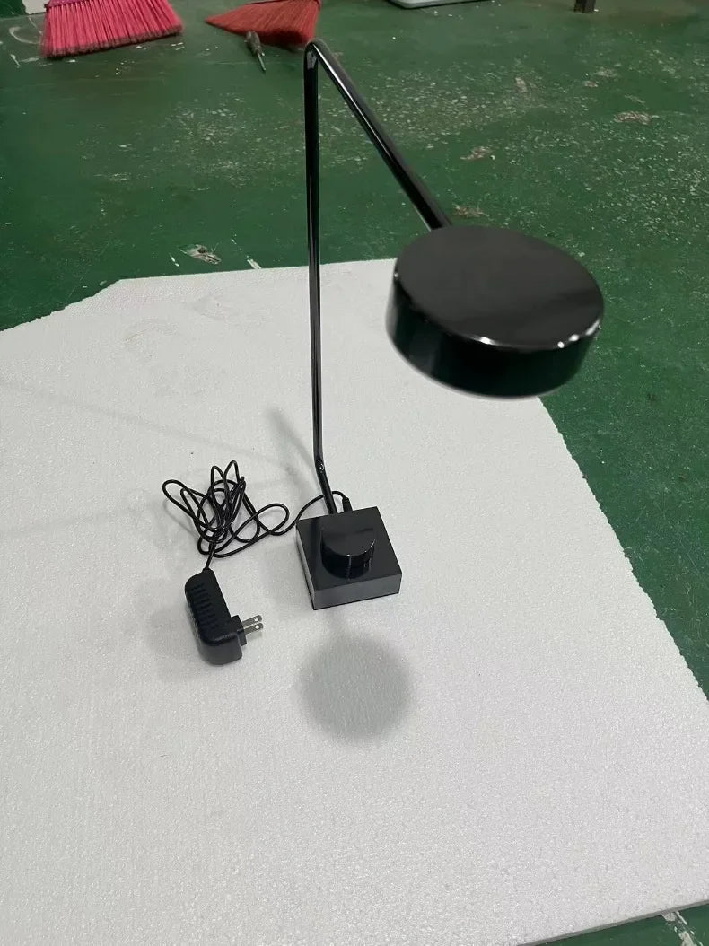 Nordic Minimalistische Vloerlamp – Aluminium LED Bedlamp Hotel Office