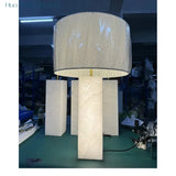 Moderne Marmeren Tafellamp LED met Stoffen Kap – Slaap- & Woonkamer