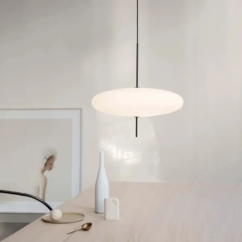 Nordic LED Hanglamp – Vliegende Schotel Design – Zwart/Wit – E27