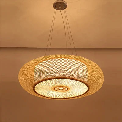 BambuLoom Grace: Handgemaakte Bamboe Rieten Hanglamp