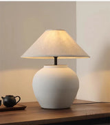 Nordic Wabi Sabi Keramische Tafellamp met Stoffen Kap – LED