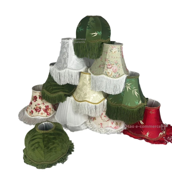 Handgemaakte Stoffen Lampenkap met Kwast – Vintage & Europees Design