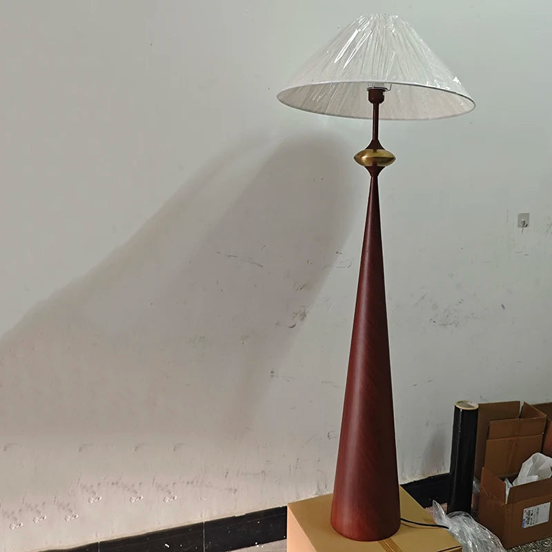 Wabi-Sabi Vloerlamp – Minimalistisch Japans Design met Stoffen Kap