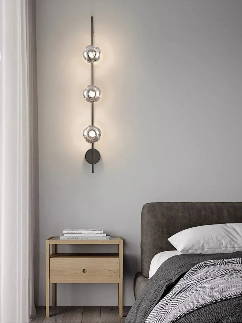 Minimalistische Wandlamp – Grijs Helder Glas & Goud/Zwart Metaal