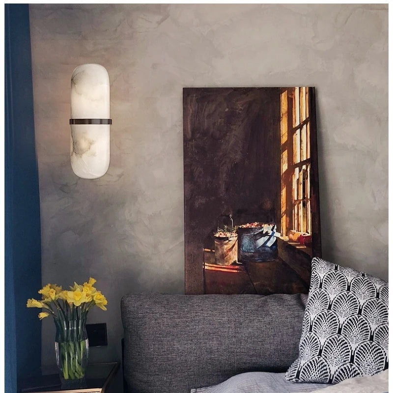 Marmeren Wandlamp – Luxe LED Sconce met Messing/Goud Afwerking