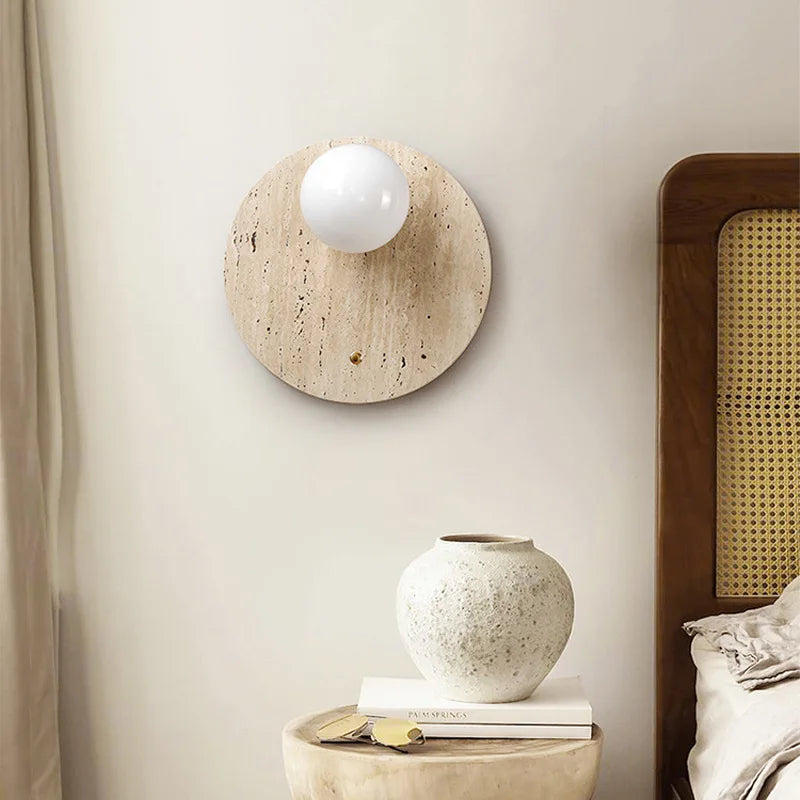 Travertin Wandlamp met Glazen Bol – Natuursteen G9 LED Sconce