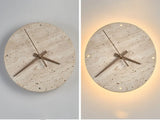 Travertin Wandlamp met Klok – LED Natuursteen Wabi-Sabi Design