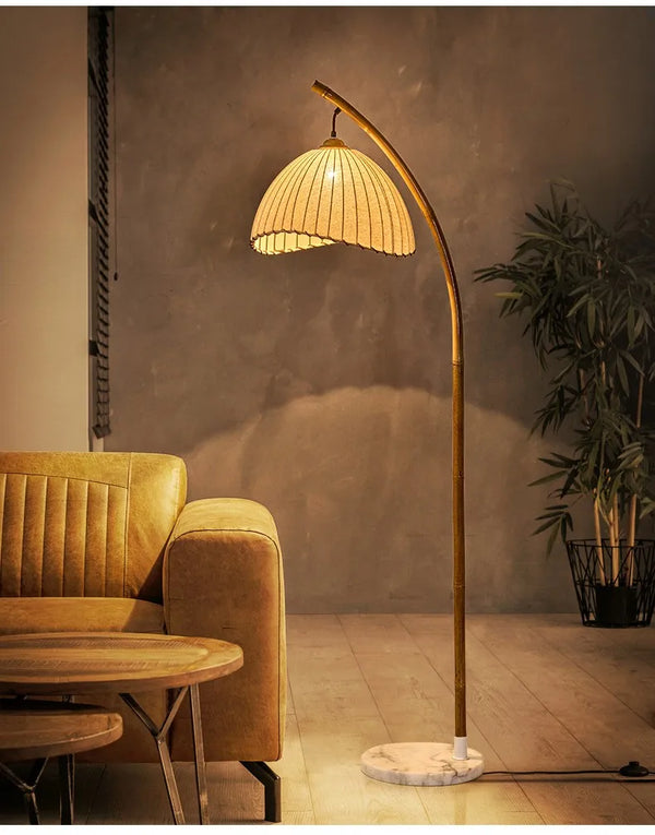 Wabi-Sabi LED Vloerlamp – Scandinavisch Minimalisme & Japans Design voor een Rustgevende Sfeer