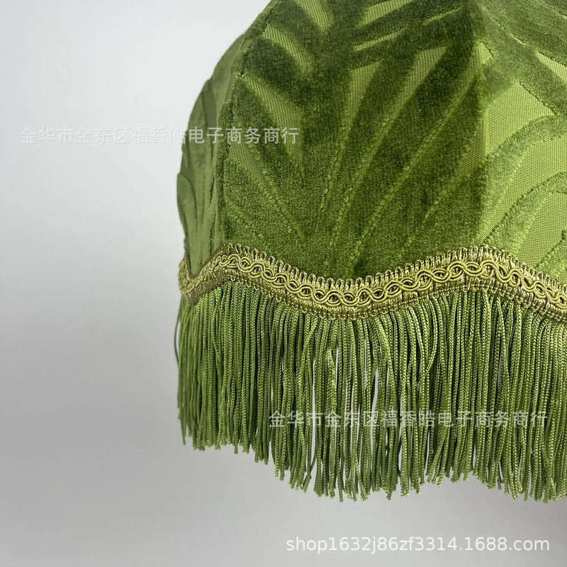Handgemaakte Stoffen Lampenkap met Kwast – Vintage & Europees Design