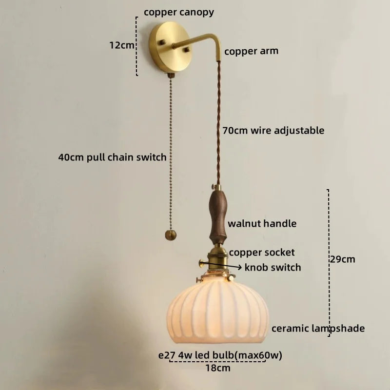 Nordic LED Wandlamp Keramiek & Koper met Walnoot Handvat