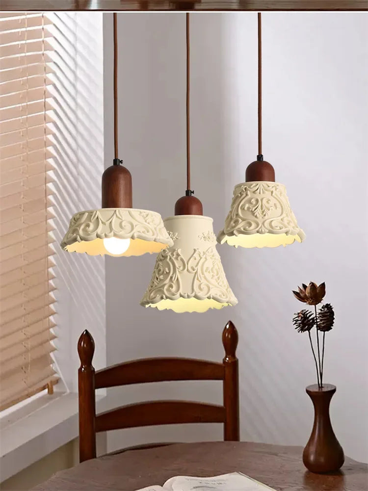 Antieke Hanglamp Resin – Retro Bloemen Design, E27, Franse Stijl