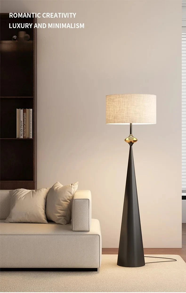 Wabi-Sabi Vloerlamp – Minimalistisch Japans Design met Stoffen Kap
