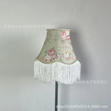 Handgemaakte Stoffen Lampenkap met Kwast – Vintage & Europees Design