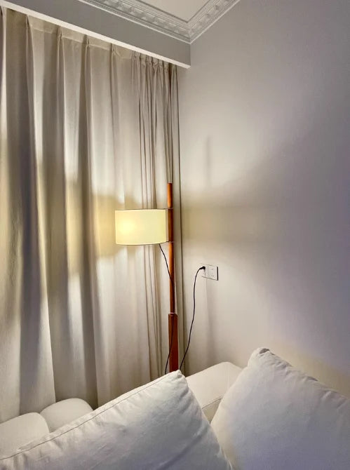 Retro Walnoot Houten Vloerlamp LED – Verstelbaar voor Woon- & Slaapkamer