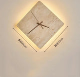 Travertin Wandlamp met Klok – LED Natuursteen Wabi-Sabi Design