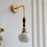 Nordic LED Wandlamp Keramiek & Koper met Walnoot Handvat