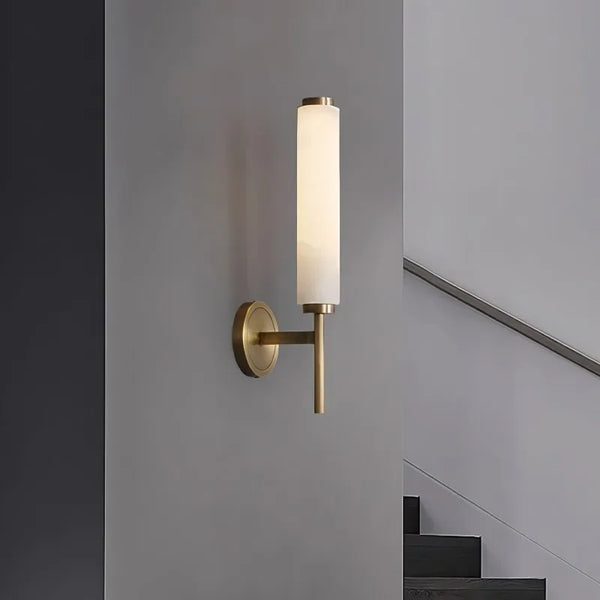 Marmeren Wandlamp – Moderne LED Bedlamp met Messing Accenten